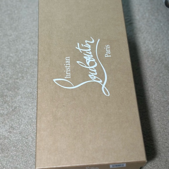 Christian Louboutin Tan Shoe Box with Logo - Picture 4 of 6